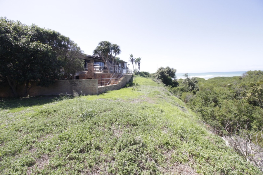 Commercial Property for Sale in Paradise Beach Eastern Cape